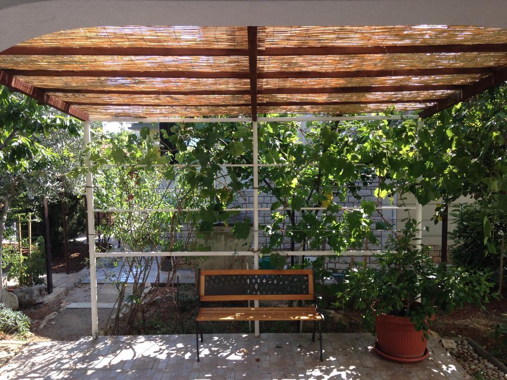 Pinezići Apartment And Studio Jelusic חדר תמונה